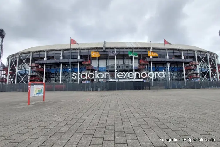 Giovanni van Bronkhorst na zeven jaar terug bij Feyenoord